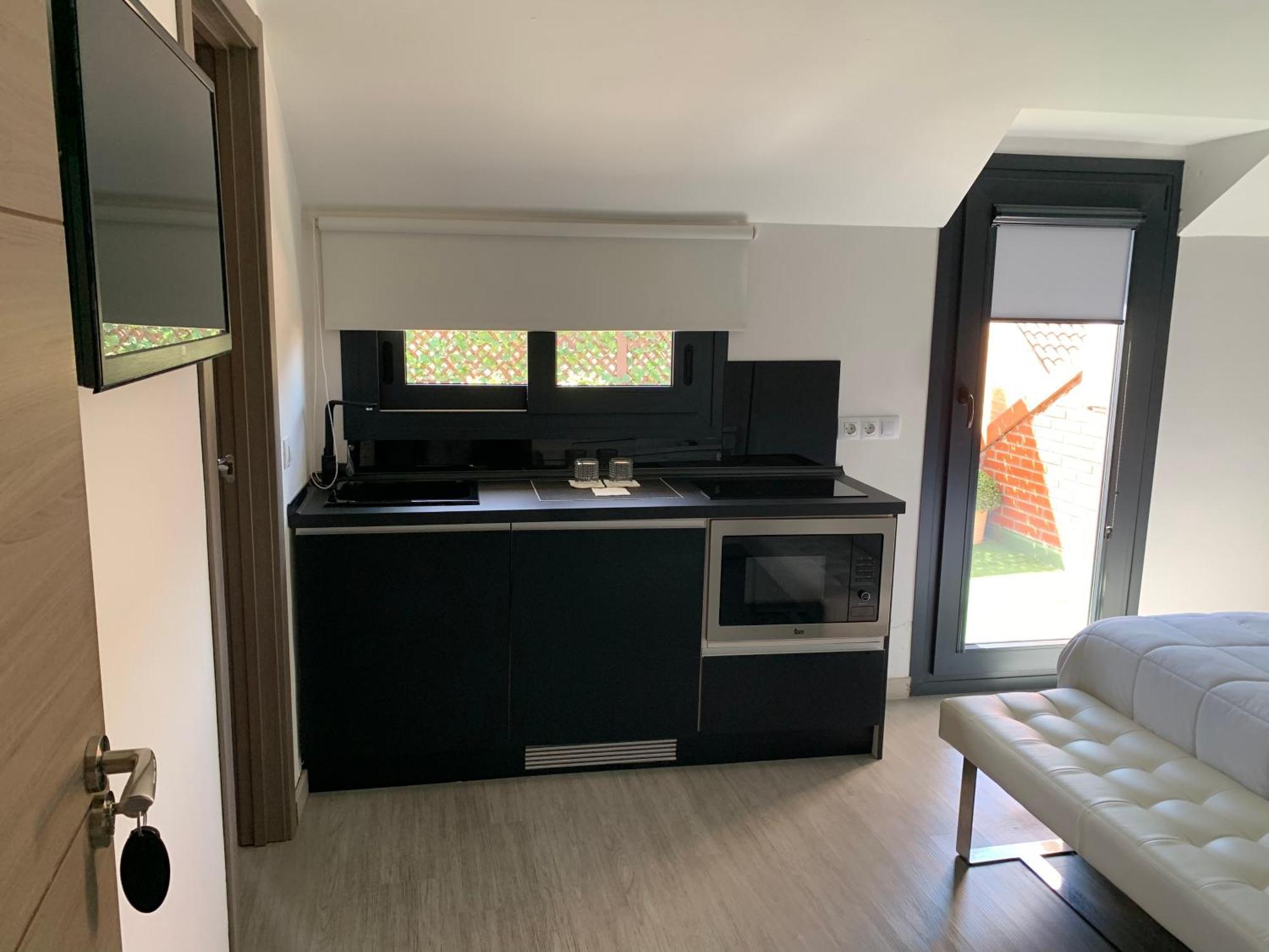 Hostal El Rocio Paracuellos de Jarama Luaran gambar